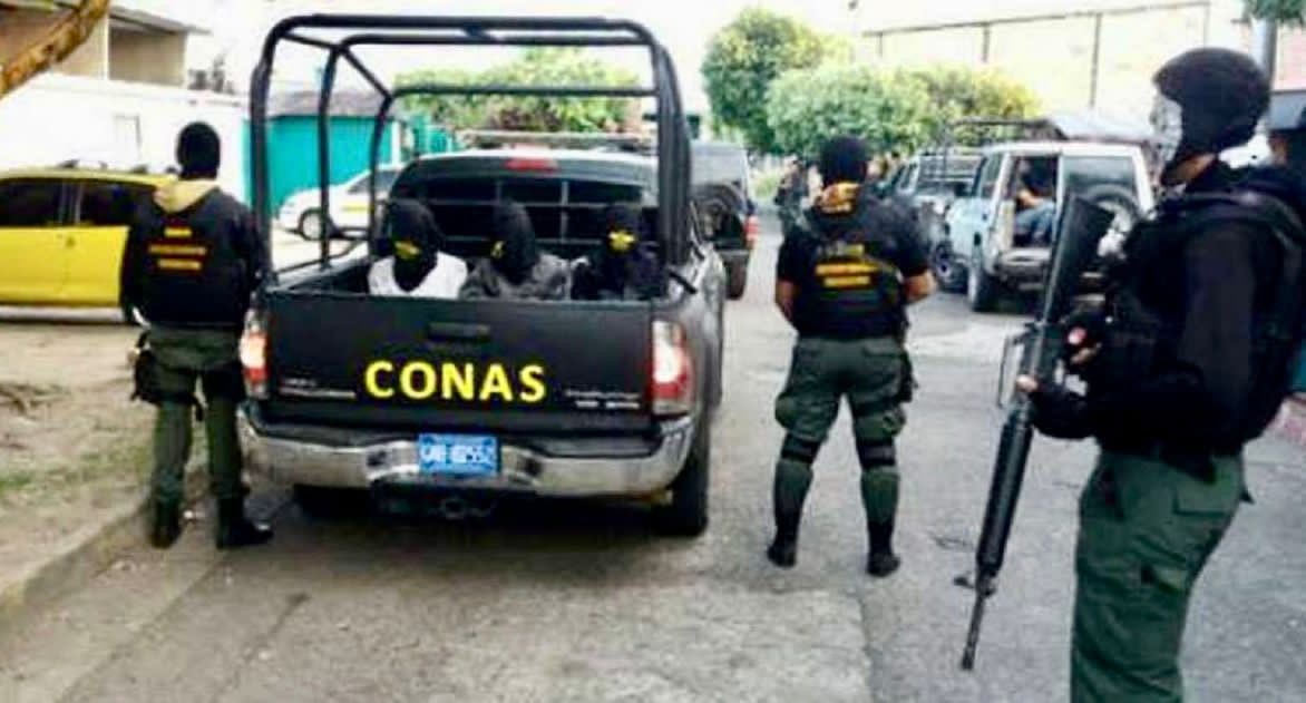 CeballosIchaso1's tweet photo. Se mantiene despliegue activo de los Órganos de Seguridad Ciudadana, en todo el país, potenciando los Cuadrantes de Paz, garantizando el combate contra el delito y la asistencia al Pueblo Venezolano, mediante la prevención integral para la Vida y La Paz! https://t.co/9RVgAr5cSa