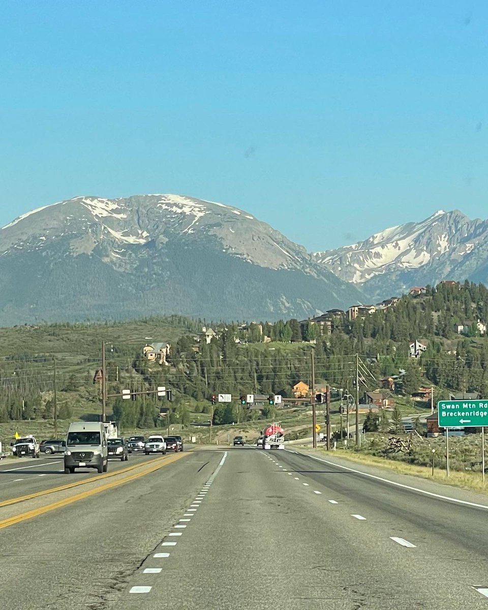realchinz's tweet photo. Thanks again to all the organisers for a great conference in Keystone! Flying back home with many new ideas and a little bit of sunburn… #KSTissueRepair https://t.co/7yTAgM5r7p
