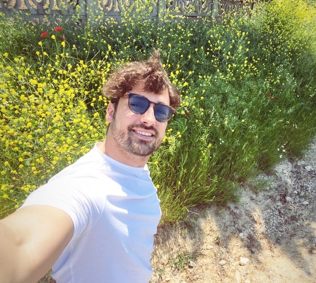 love_alp_'s tweet photo. #AlpNavruz story 💗😍 https://t.co/gRktYsdEKu