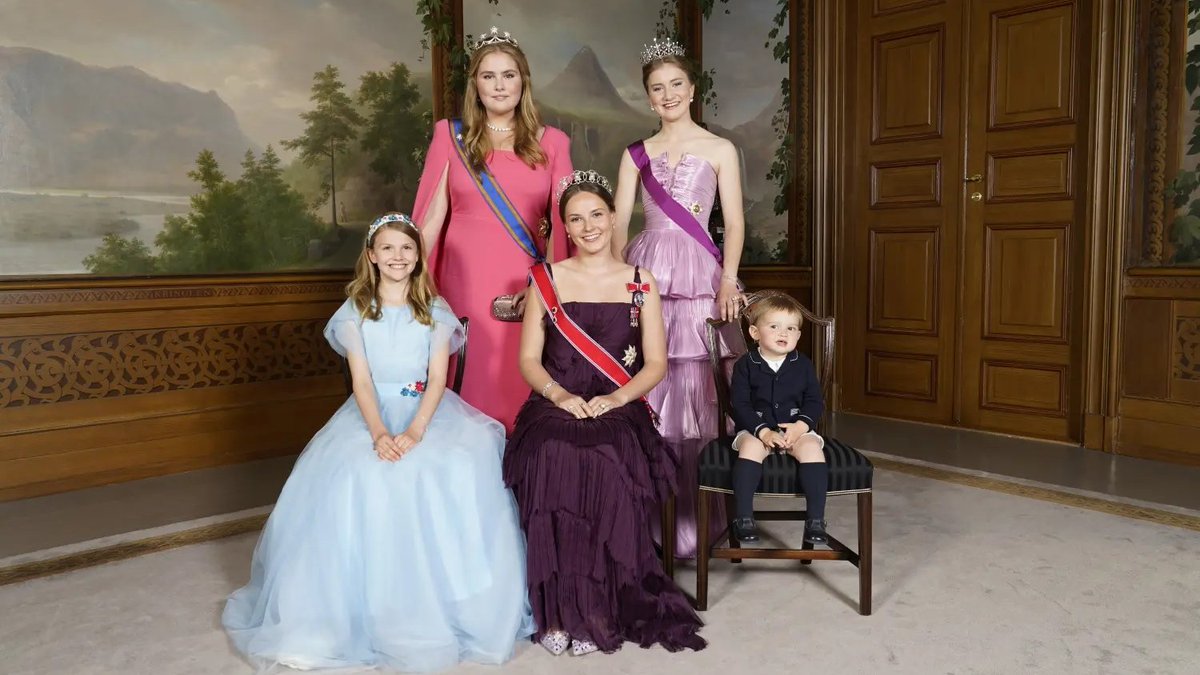 4 FUTURE QUEENS AND 1 FUTURE GRAND DUKE: 🇳🇱 Amalia (The Netherlands), 18 🇧🇪 Elisabeth (Belgium), 20 🇸🇪 Estelle (Sweden), 10 🇳🇴 Ingrid Alexandra (Norway), 18 🇱🇺 Charles (Luxembourg), 2 They come together at Ingrid Alexandra's birthday celebrations in Oslo.