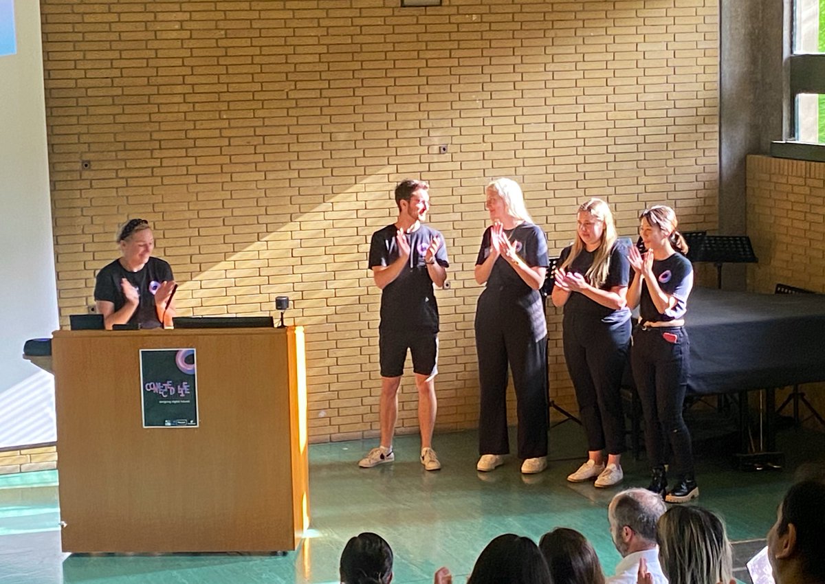 Britt O'Duffy (@bboduffy) on Twitter photo Thank you to the <a href="/OxConnectedLife/">Oxford Connected Life</a> committee for organizing today's Designing Digital Futures conference. It was absolutely the "hottest event of the year" 🌞 (32°C/90°F) Thank you to the <a href="/OxConnectedLife/">Oxford Connected Life</a> committee for organizing today's Designing Digital Futures conference. It was absolutely the "hottest event of the year" 🌞 (32°C/90°F)