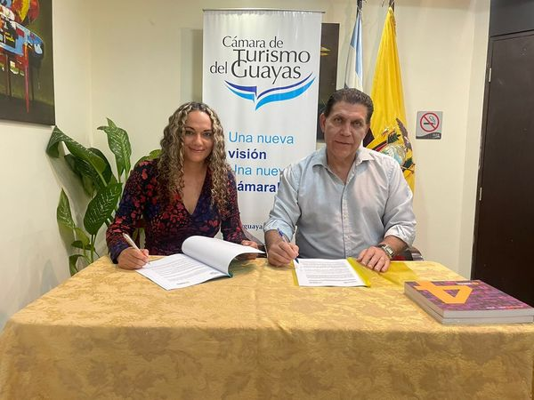 Aso. Fotógrafos Ecuatorianos tweet media