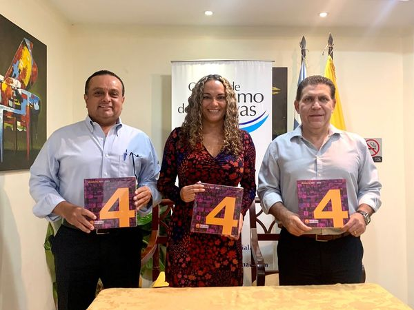 Aso. Fotógrafos Ecuatorianos tweet media