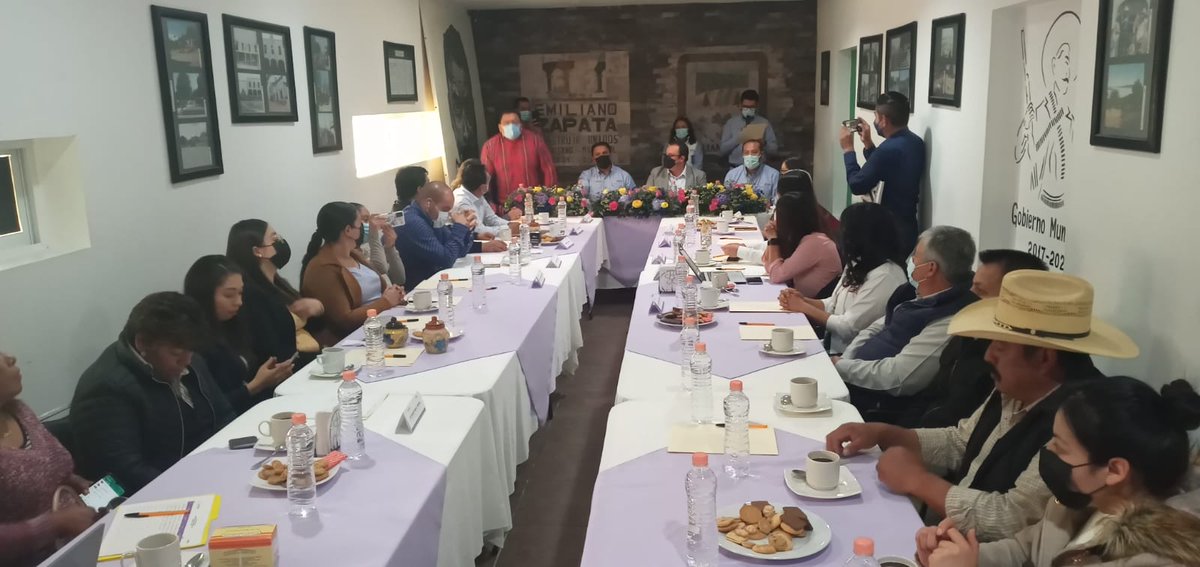 ZamudioMeneses's tweet photo. 👩‍⚕️1era Reunión Regional Zona 02 Huamantla de la Red Tlaxcalteca de Municipios por la Salud.🧑‍⚕️ https://t.co/0LWCvmvFpJ