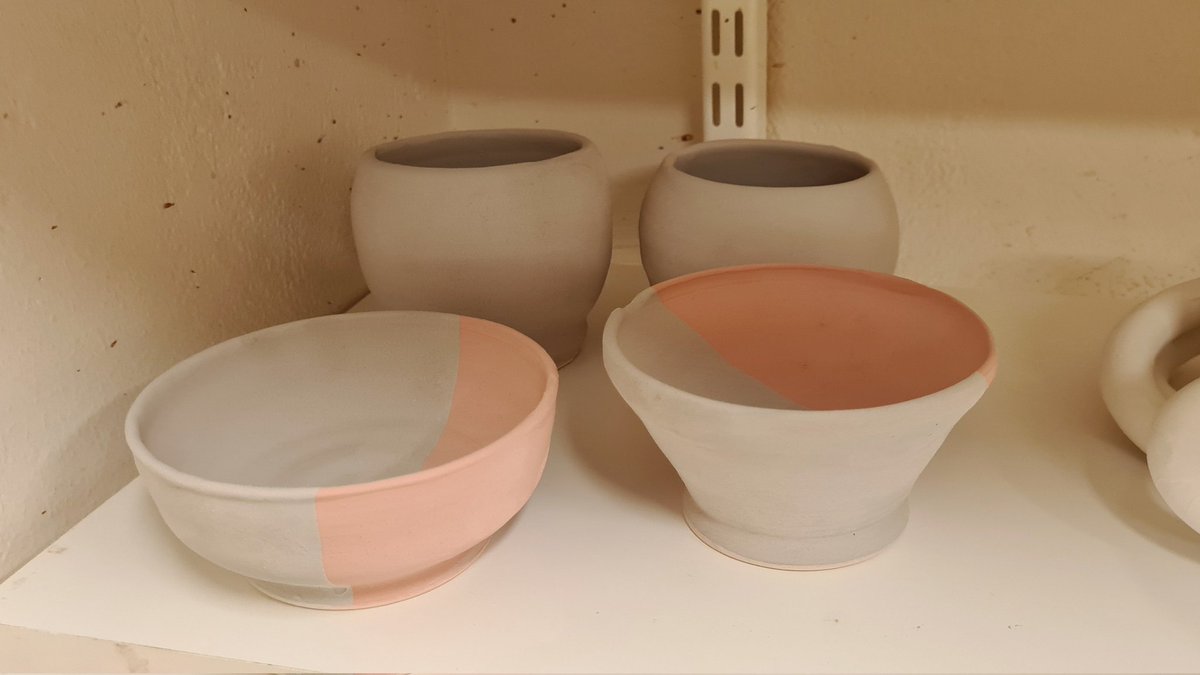 heptapus's tweet photo. one of my favorite things about ceramics is the frankly insane color changes going on pre and post oven

wish i could have such a glow-up in the summer heat, but sadly it's puddle-form for me https://t.co/2xIrUsPNUc
