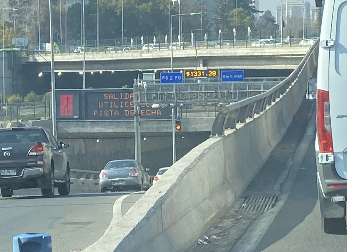 ruloruletee's tweet photo. @CostaneraNorte_ ladrones de mierda, tarifa alta en hora muerta https://t.co/78WbaigbsX