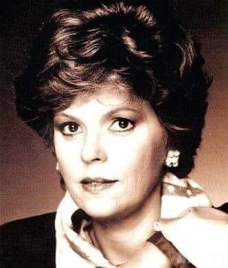 CNMRepDom's tweet photo. El Conservatorio Nacional de Música se une a la pena de toda la comunidad musical dominicana por el fallecimiento de la gran soprano IVONNE HAZA DEL CASTILLO.

Nuestro más sentido pésame a su familia, su legado cultural permanecerá por siempre con nosotros.

¡Paz a su alma! https://t.co/mU7DNQ7R51