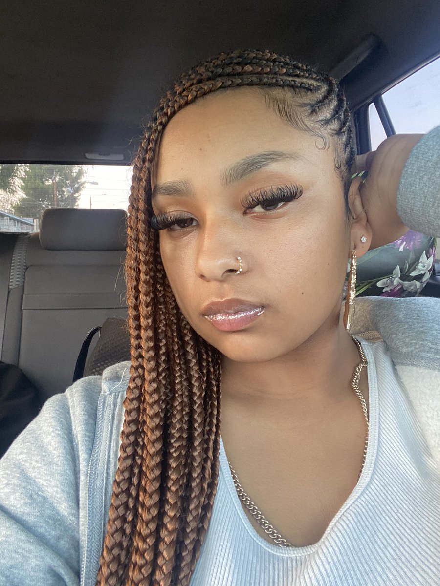 JanaeBrii's tweet image. I got my hair done 🙃