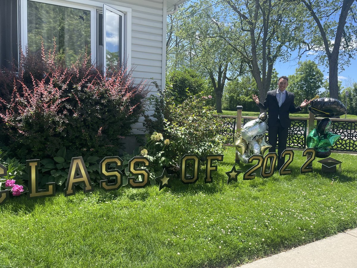 abbeystaubin's tweet photo. Congrats Joshua, much love from the whole fam❤️ #dcgrad2022 #durhamcollege https://t.co/REKzbk7EPV