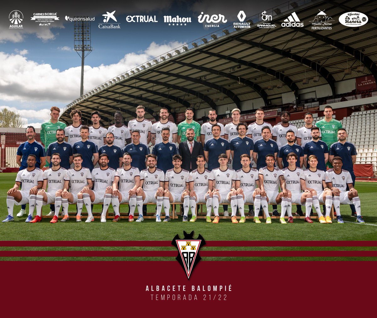 AlbaceteBPSAD's tweet photo. 📸😃 | Una foto de familia muy especial 🤍

Descárgate aquí la foto oficial de la plantilla que logró el ascenso 💪🏻

👉🏻 https://t.co/6RsHT0fOss https://t.co/sfItGkTjzW