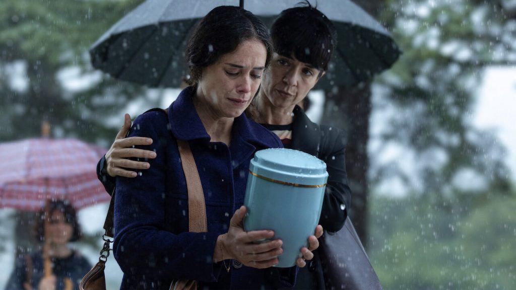 franch_laura's tweet photo. La serie “Intimidad” de Laura Sarmiento y Verónica Fernández es de lo mejor que he visto últimamente. Y con un reparto de lujo, en todos los sentidos. 

Está en Netflix. https://t.co/F4c4FzjfRk