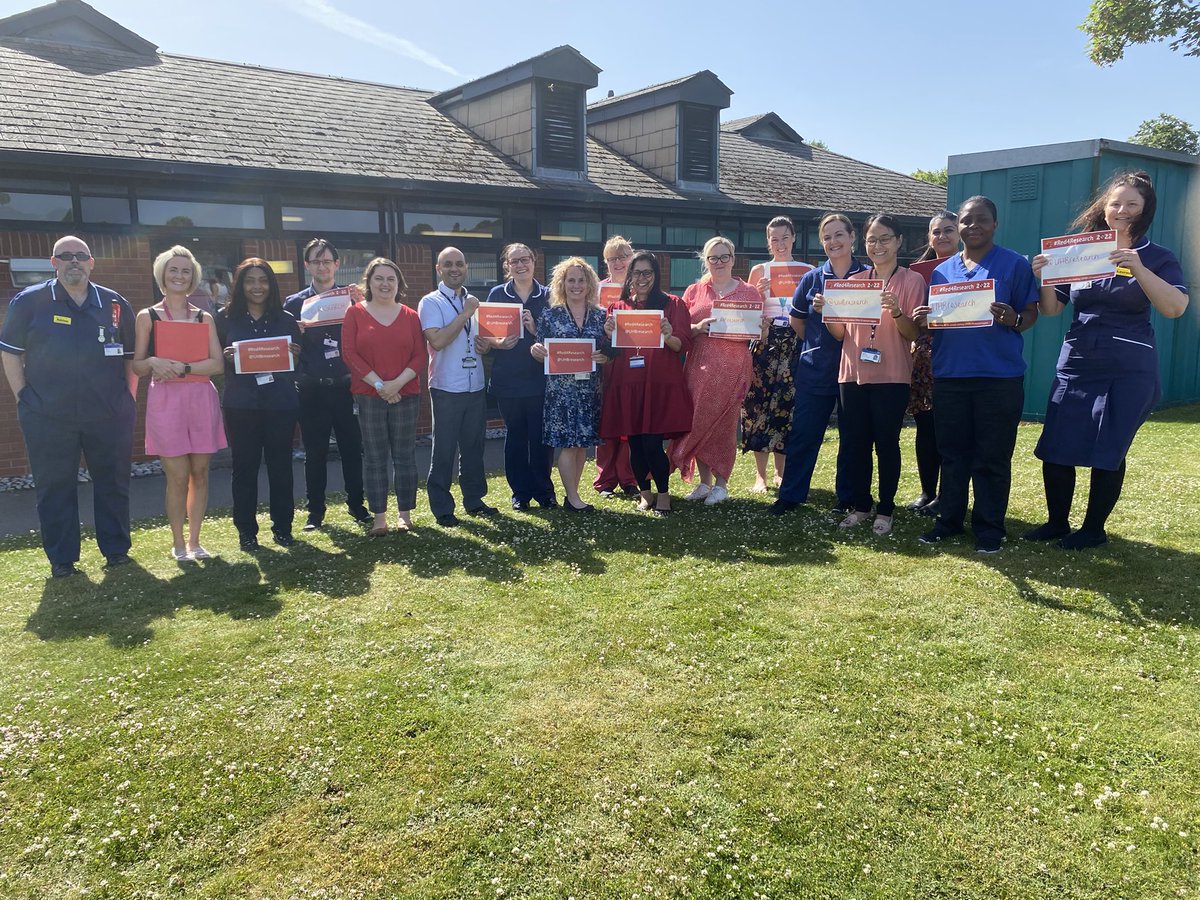 #Red4Research @UHBResearch celebrating the fabulous work done by our research teams across @uhbtrust that makes such a difference for our patients #makespace4research #weareresearch #whywedoresearch @NHSRDForum #proudnurse