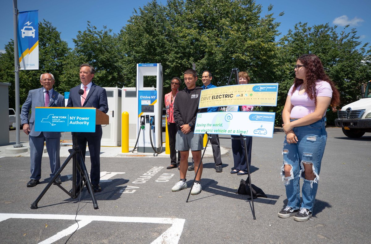 NYPAenergy's tweet photo. Two Amsterdam High School students were recognized today for their winning designs in the "DRIve #EV Downtown" bumper sticker contest designed to promote #electricvehicle driving and highlight the need to reduce our carbon footprint in #NYS. 

Read more: https://t.co/3SZ2EDJrbw https://t.co/IfqztEmJbD