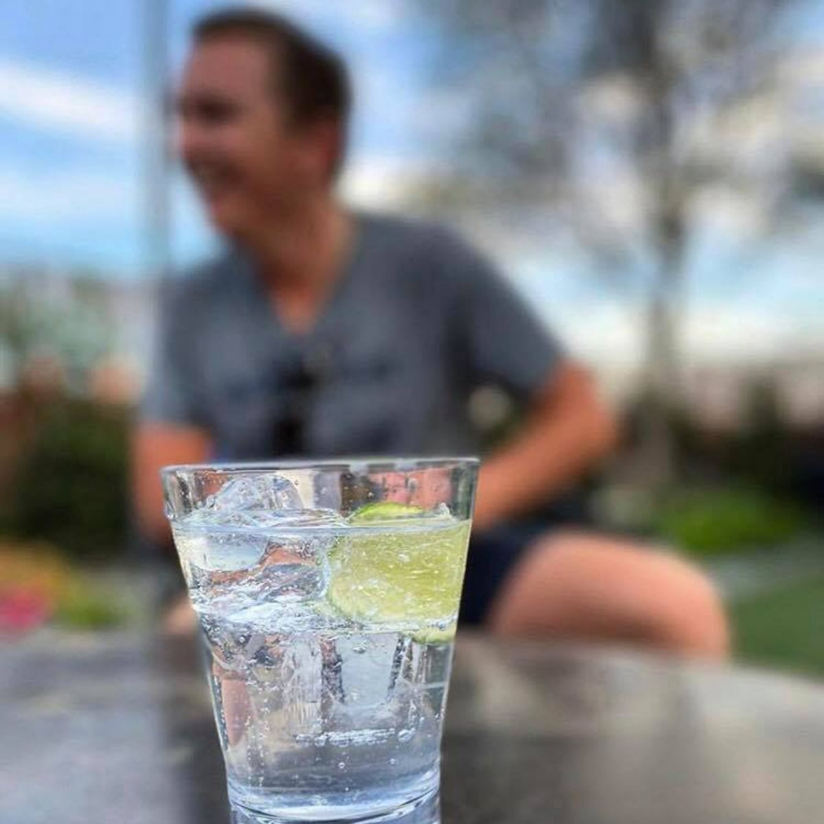 MarriottOdessa's tweet photo. Thinking about ways you can treat dad this weekend? An evening of our handcrafted cocktails and carefully curated eats is the perfect way to thank him for everything he does for you. #MarriottOdessa #Hotel #ConferenceCenter #Mariott #MariottHotel #DowntownOdessa #OdessaTX https://t.co/pqpF7XltUY