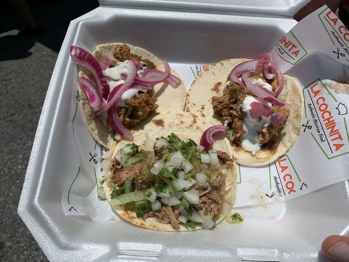 CityofColumbia's tweet photo. Stop by 1 JUSTICE SQUARE for some delicious food and music provided by @Live935fm. We are here until 3:00 p.m.! #WeAreColumbia #FoodTruckFridays https://t.co/GPre7pXOZ8