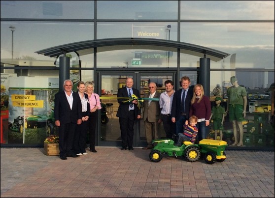 Doubleday Group tweet media