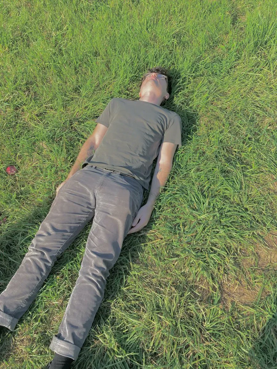 SVNSETWAVES's tweet image. This next release has been a long time coming. Wildly excited to announce that gonima&apos;s new EP, Strands will be out next Friday. In the meantime, you can stream &quot;Warm Season&quot; as well as jim kimchi&apos;s remix and pre-order a limited edition tape. buff.ly/3b8zqDa