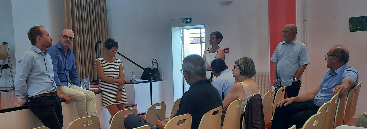 GillesLievens's tweet image. Attractivité des métiers agricoles: sujet de la session @Agri_Normandie Eure avec @NatUp_groupe @CercledEchanges @UniLaSalle76 pour mieux impliquer la génération Z, leur donner du sens à travers nos métiers, positiver notre #agriculture 
Session dans le lycée E. Chambray