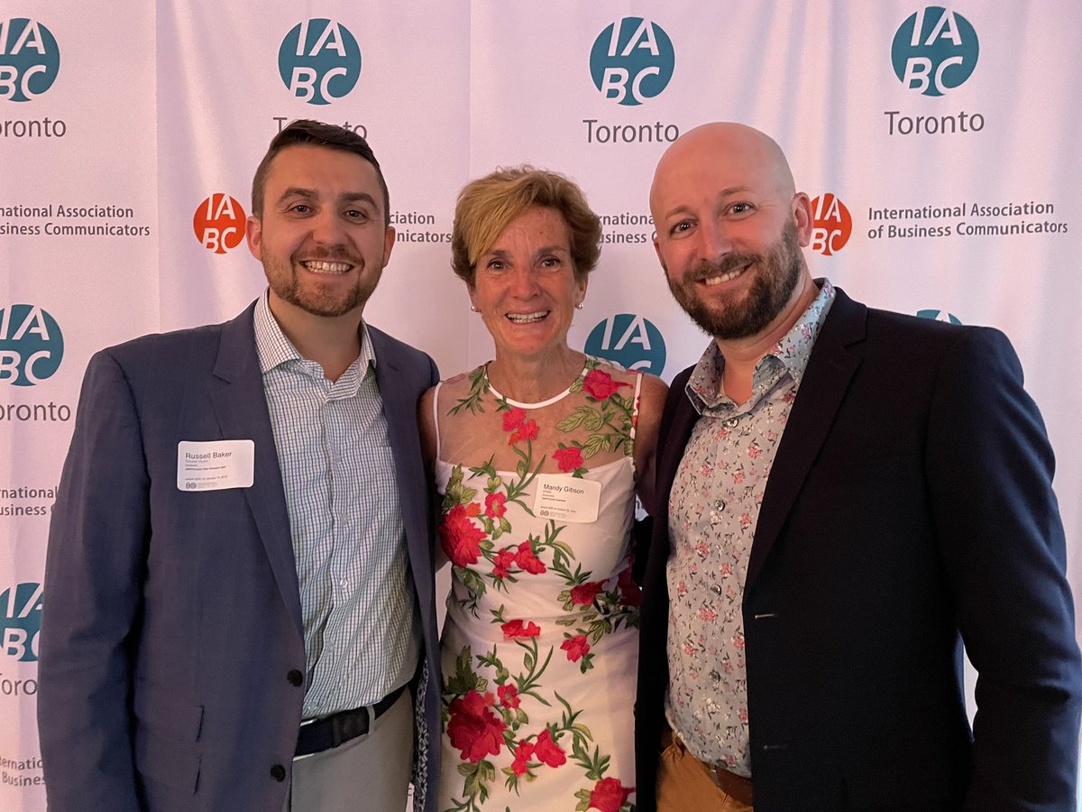 MikulB's tweet photo. These two right here have been amazing mentors to me over my past two years on the Board of Directors of @IABCToronto. I am grateful for you both. 

So amazing to see you in person at #OVATION22 and to celebrate #IABCTO80! 🎉 https://t.co/LaOUsTDj9N