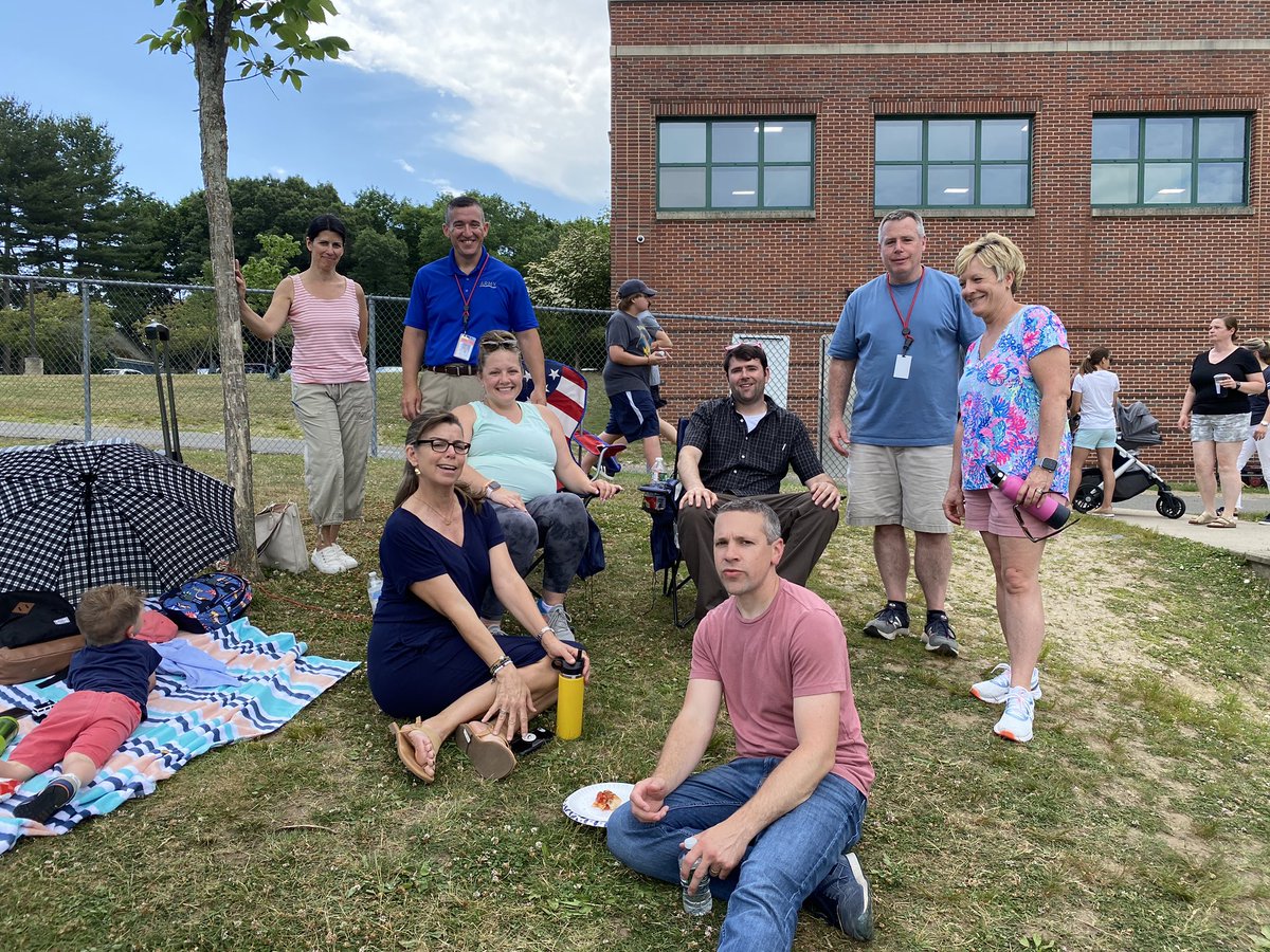 Parker staff enjoy 8th grade carnival day!