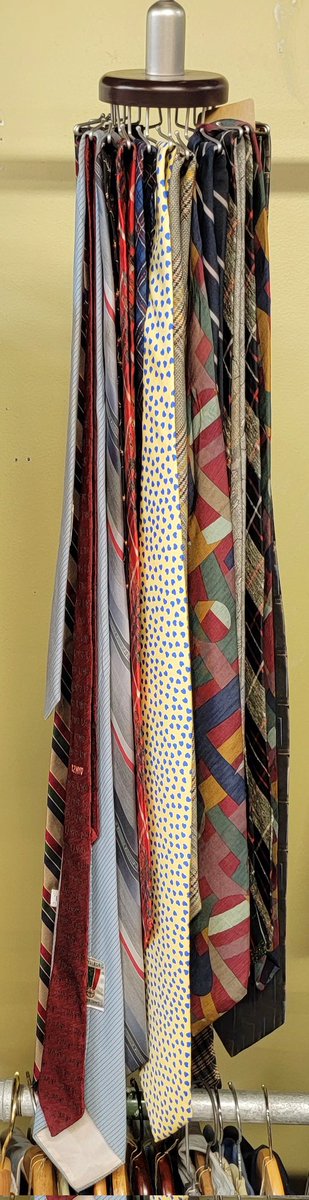 MadisonAntiques's tweet photo. #AsPromised, #More excellent #Vintage #Gifts for #Dad that he'll truly #Love!
#fathersdaygifts #madisonfl #antiques #vintagefashion https://t.co/xnbHrogdxJ