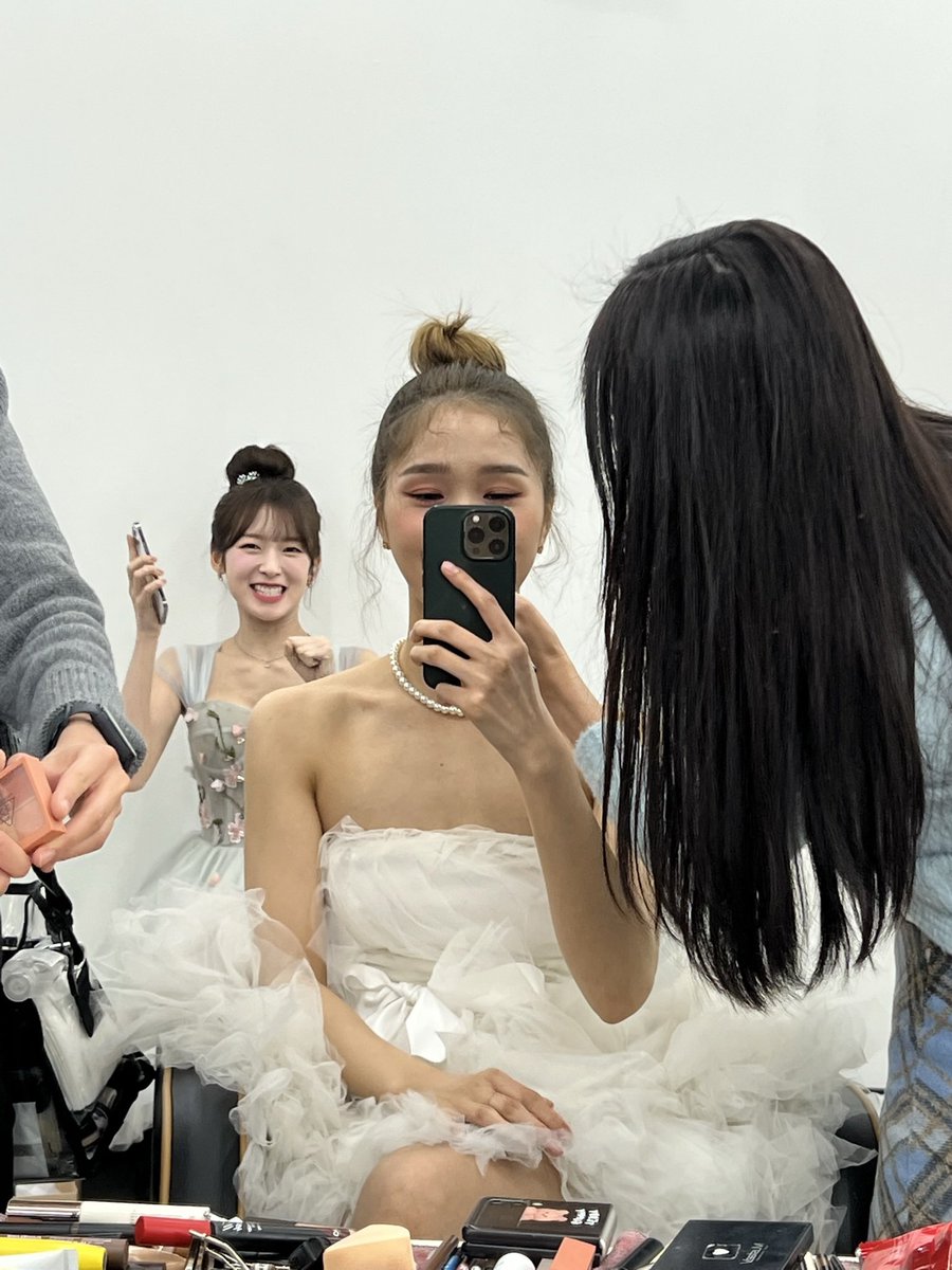 오마이걸 (OH MY GIRL) tweet media