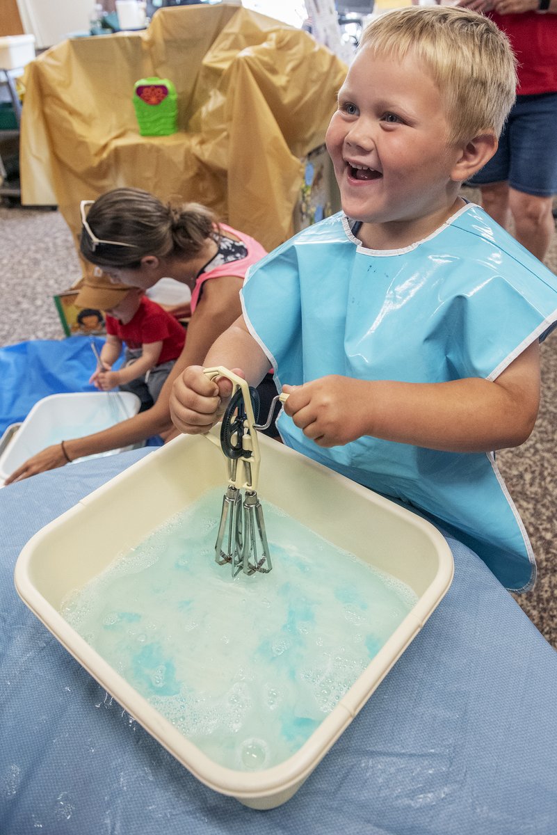 EricaPhotog's tweet photo. BUBBLE story time “Start with Science” program through @mvlsNY at #FortHunter Free Library, with Rivet Opalaka and grandmother Tracy Persons https://t.co/sQymPWY7v8