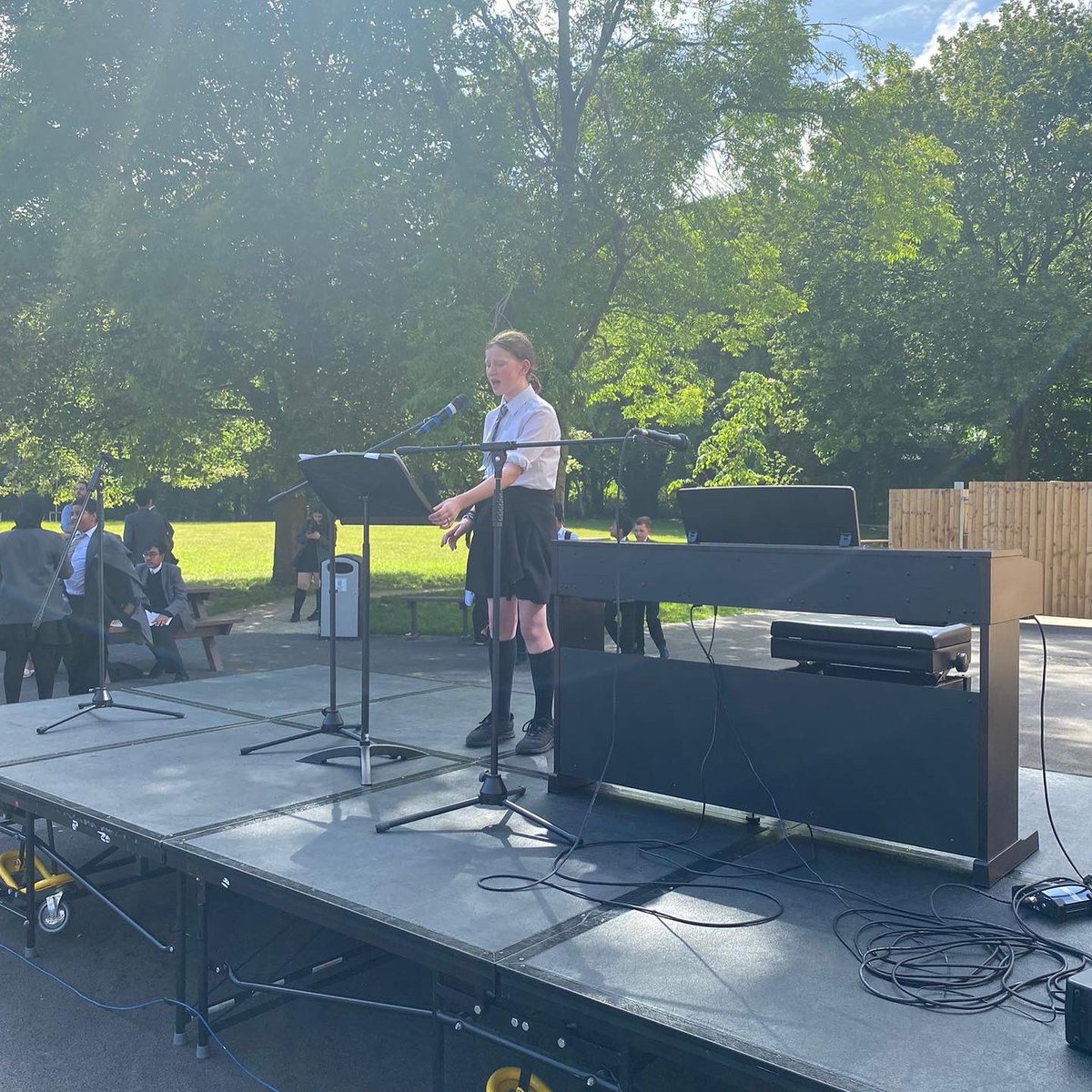 chssouth_arts's tweet image. Team @chssouth_eng put on such a fantastic Oracy Showcase today ! Team Arts were extremely proud of our talented oracy scholars as well as our dancers, musicians/singers and performers @chssouthmcr #oracyskills #creative #successful #happy #icecreamvan