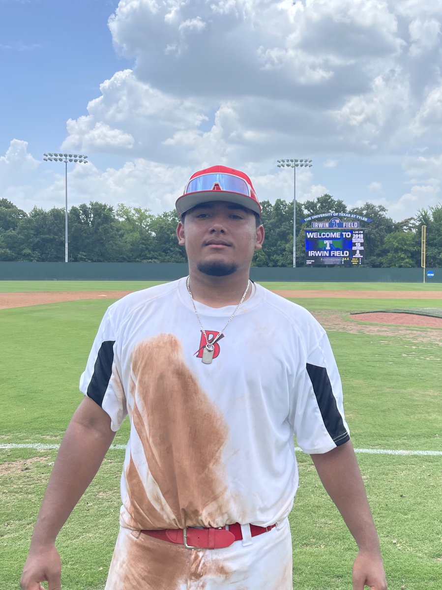 FiveToolETX's tweet photo. F: @BlbaSouth George 8, LA Warriors Black 1
PoG: Alex Martinez 2 IP, 2K, 0H, BB, 0R | 1-1, 2 BB, R
Hitter: @GageGordon32 1-3, 3B, 2 RBI https://t.co/NTohIpPnFR