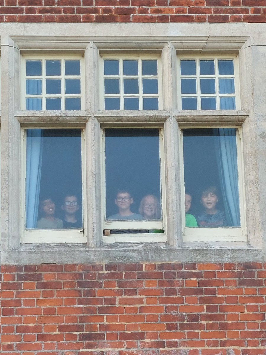 Longshaw Primary Academy tweet media