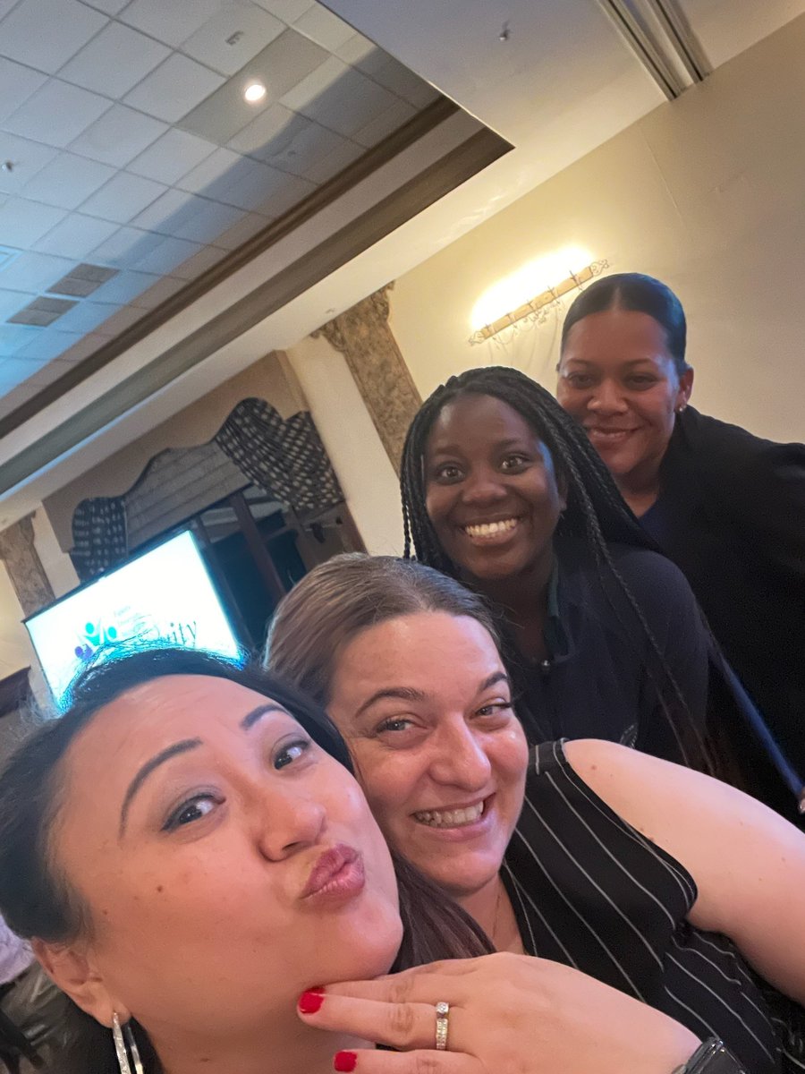 sapierce78's tweet photo. Table 28. Team Hollywood Hills! #SpartanNation #BCPSEquityConference @SpartanHhhs @ShanaisV @_JCPeloquin @browardschools https://t.co/QvnJ0p7BNU