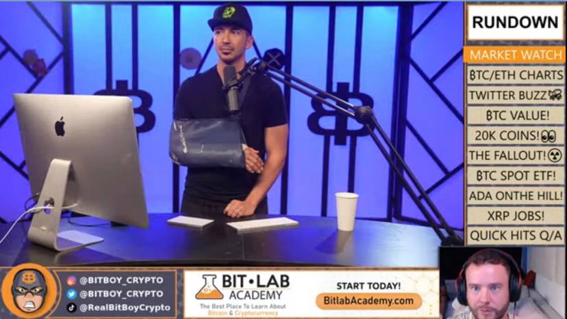 GravisFi's tweet photo. ๐ปpretty cool show by @bitboy_crypto about our shaky times https://t.co/Iv1PuR6Qmj
#Binance #BTC #DeFi #DEX #autofarming
@avalancheavax @CelsiusNetwork https://t.co/WZQREswEVK
