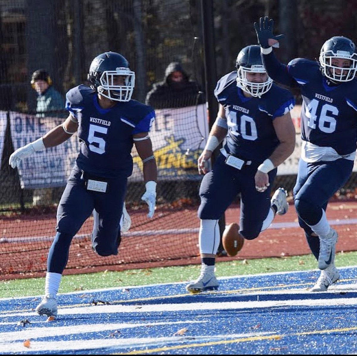 SharrieffMemmi4's tweet photo. Blessed to say I’ve received my first offer from @WSUOwlsFootball. Thank you for this opportunity and can’t wait to learn more about your program @Coach_EhornJr @faithinjb https://t.co/BGWhBRLWFa