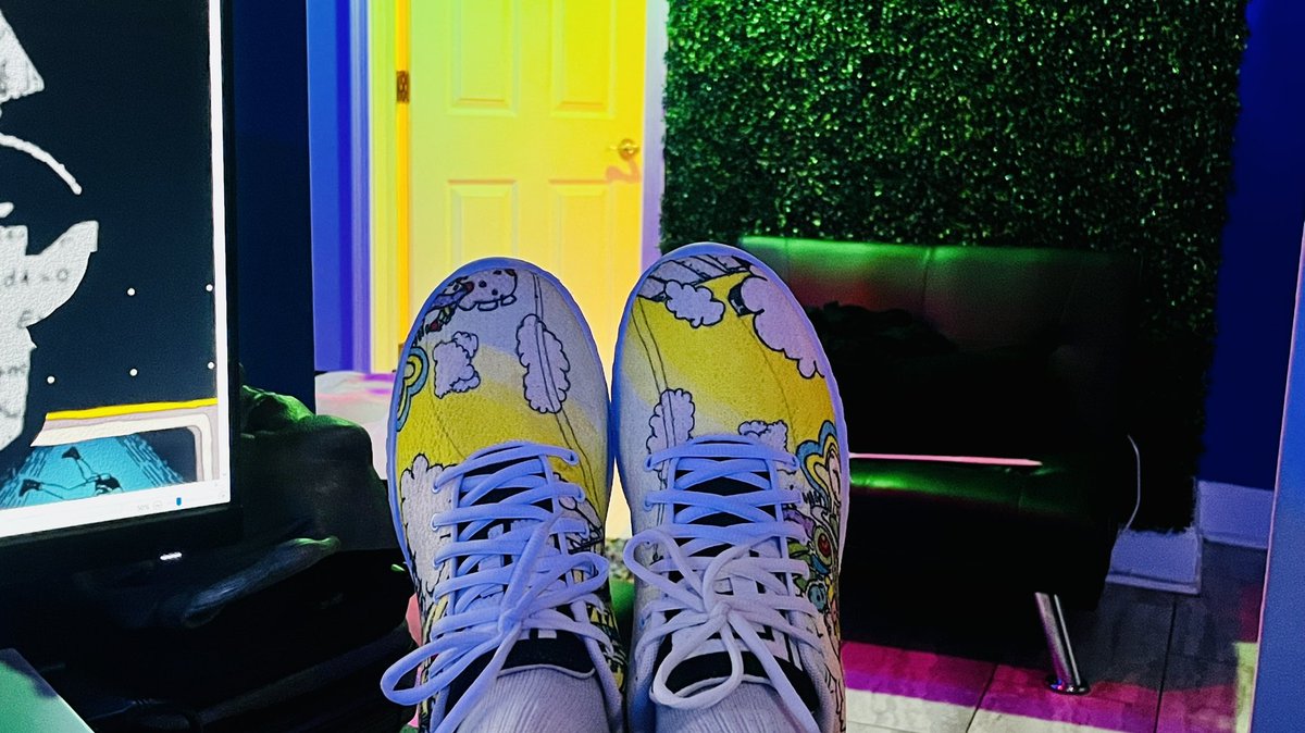 OzyMandais's tweet photo. @Formula_96
Designer Street Wear 
Amplify your Artistic side. 
Hand Crafted Artworks 🎨 
Made for the Unique! 
By @OzyMandais
(7 DAY SHIPPING) 🇺🇸 #F96
https://t.co/vd1gCtozKf

#DesignersClub #WashDC #dmv #dc #Hotstyle #NewFashion #designerdesigner #offtothemoon https://t.co/CUoFkhvvsa