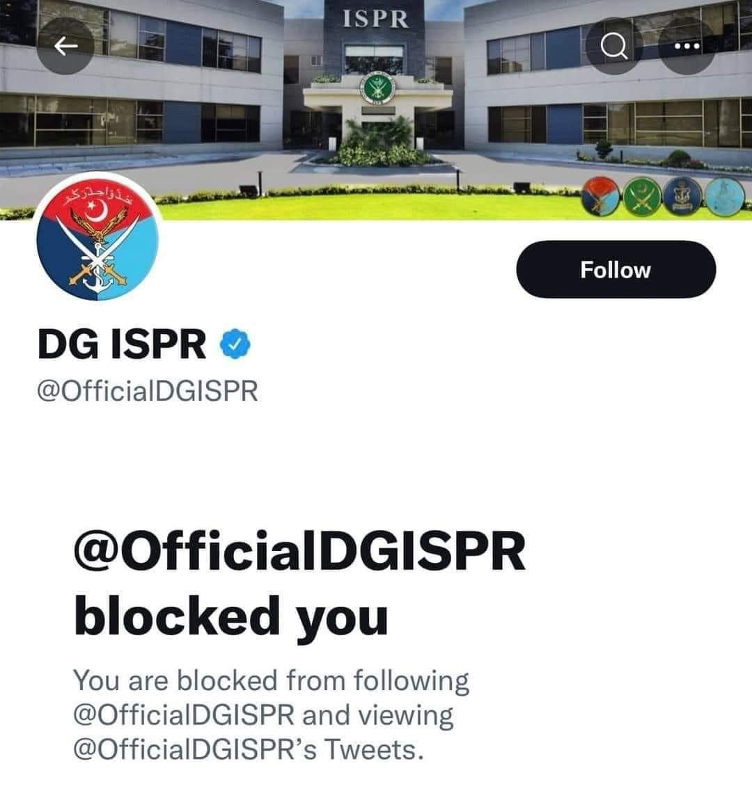 msheraz135's tweet photo. Due to increase in Petrol prices now pick up service is not available instead they are blocking people on twitter. Itnay bura din kisi pa nah ayain. - source: Pakistan presenter
#DGISPR
#شکریہ_شہباز_شریف https://t.co/I5D5chuMEN