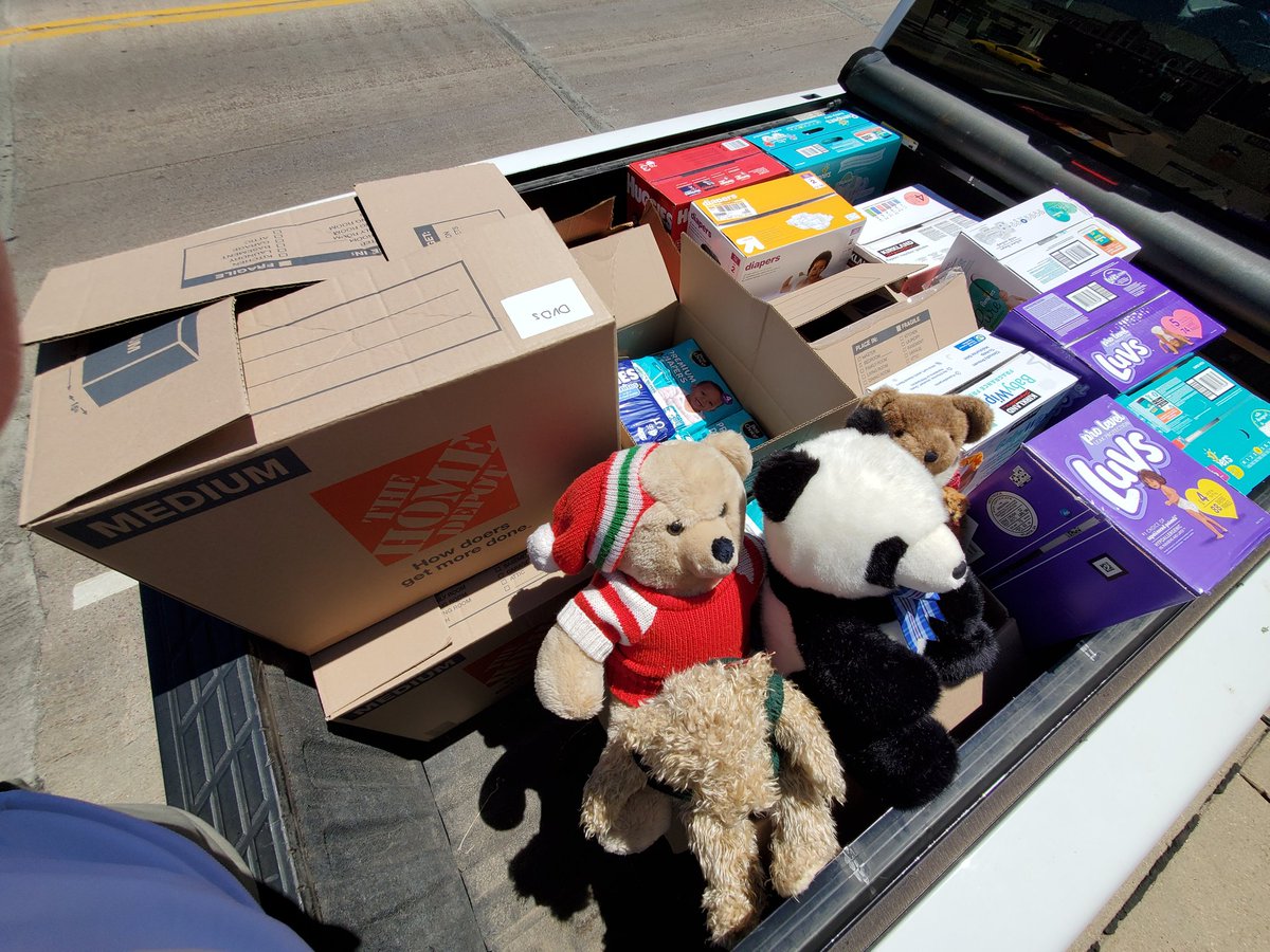 Thank you to all of our viewers for donating to the Teddy Bear Den today! We collected 3,232 diapers!!!! #kelonews #NexstarNation #NexstarCares