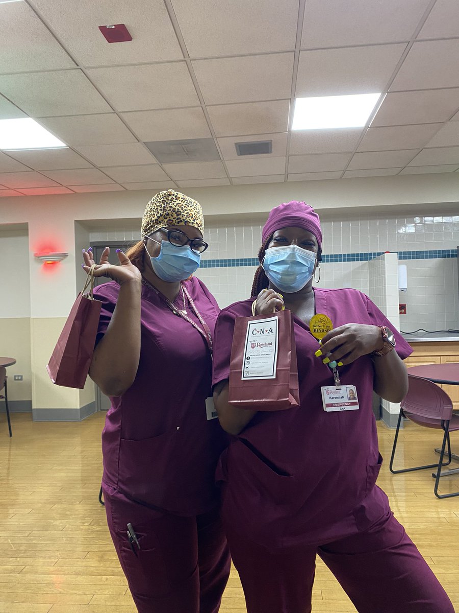 NewRoselandHosp's tweet image. Yesterday was the kickoff for National Nurses Assistant Week. To show appreciation to our CNAs, we gifted them with gift bags full of treats. 

From all of us at The New Roseland Community Hospital, THANK YOU!

Happy National Nurses Assistant Week!

#nationalnursesassistantweek