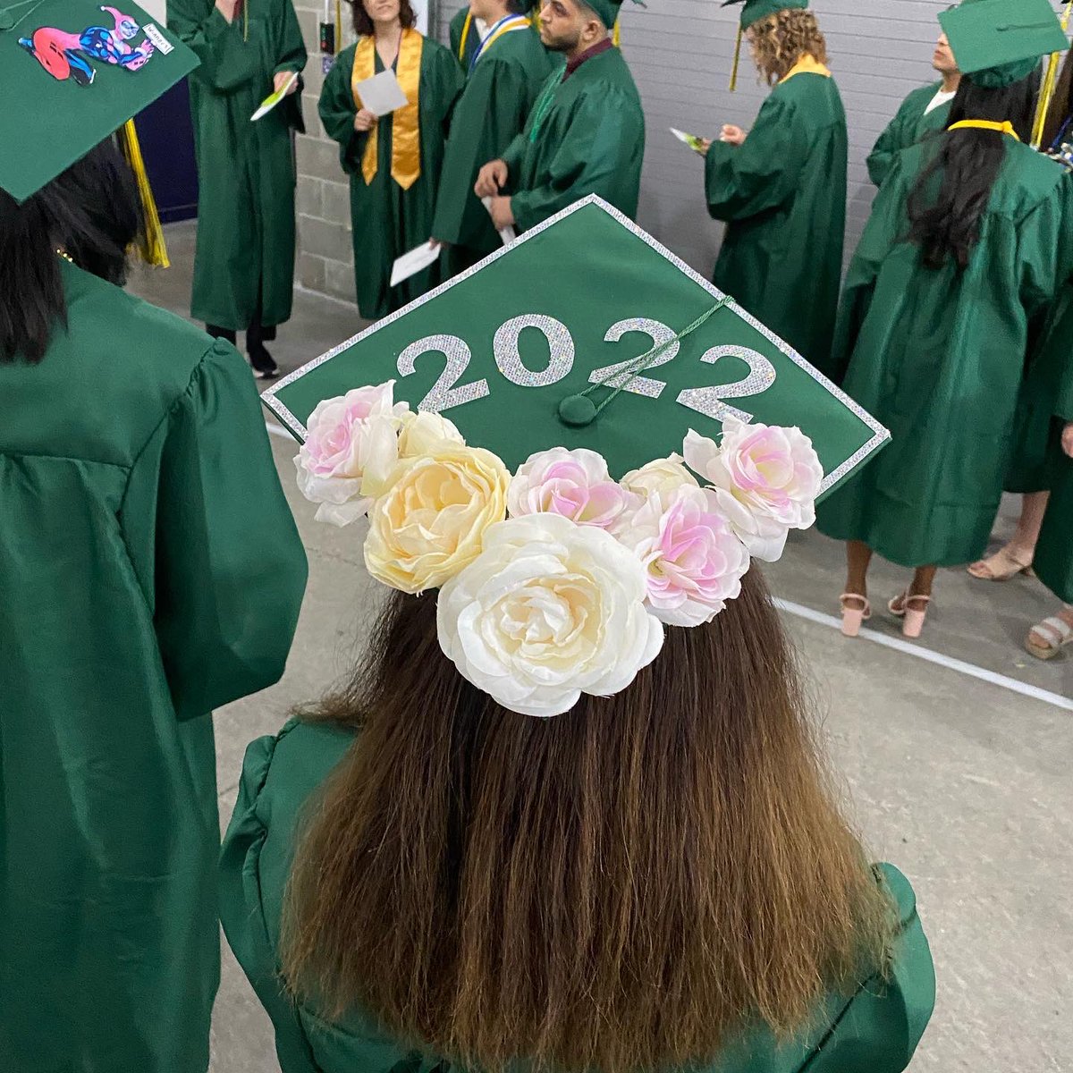 GreenRiverCC's tweet photo. A few of the excellent caps we’ve seen back stage. Share your commencement pics with us using #GRCGrad and #WeGatorDone. Join us virtually through the live stream available at https://t.co/EEH2GLkfUW https://t.co/bGaQFewXb1