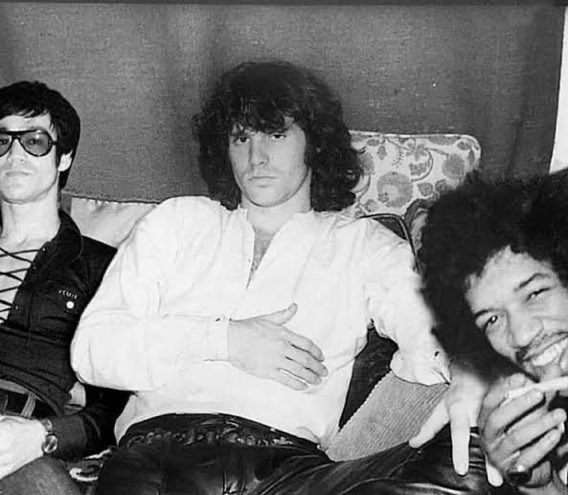 qrpress_'s tweet photo. Jim Morrison, Jimi Hendrix &amp; Bruce Lee #QRPlegend https://t.co/QyMv5yWl1I