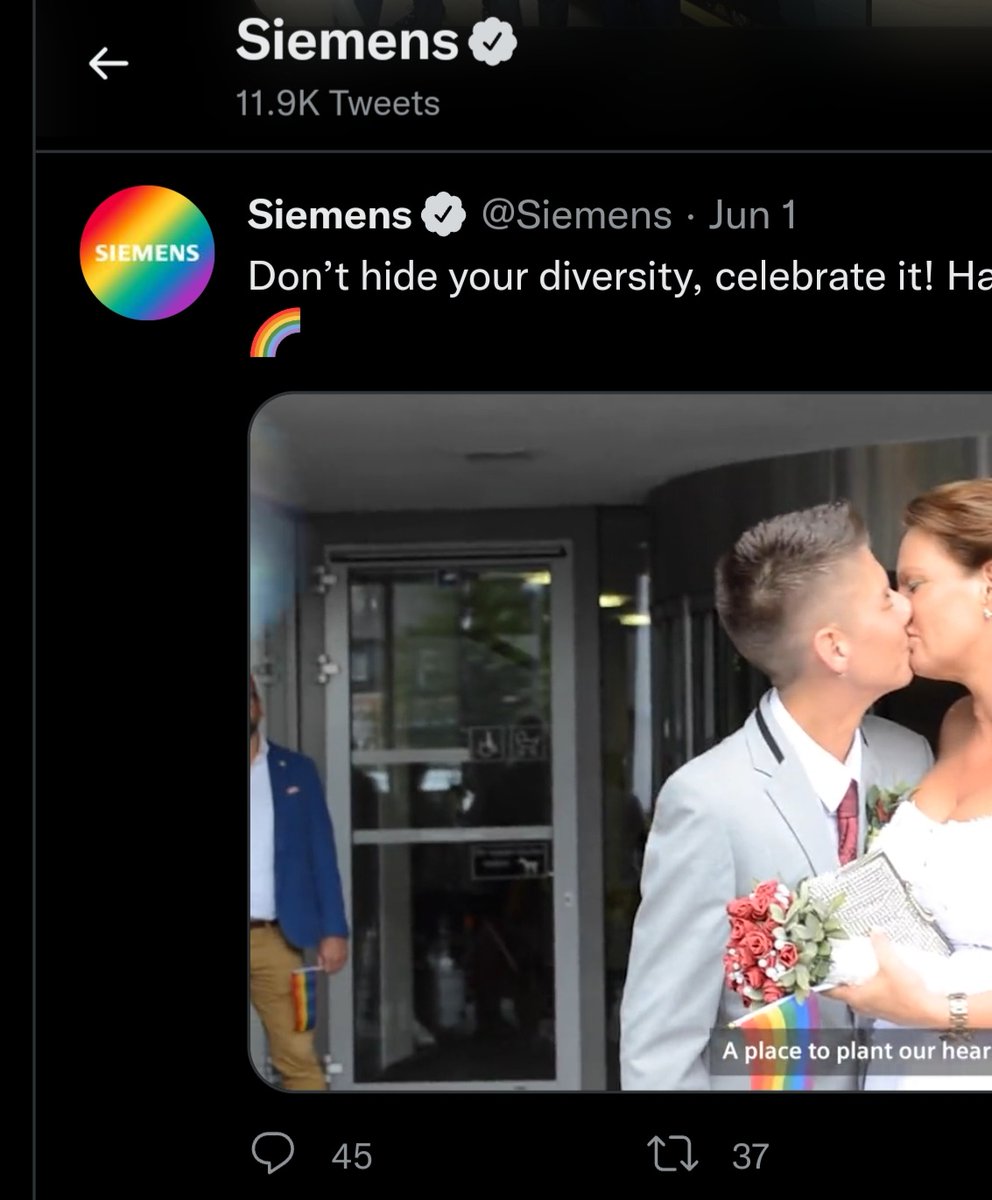 Aarefrank's tweet photo. @Siemens_Schweiz @Siemens Was suchst du bei einem Arbeitgeber? #TechnologyForPurpose #PrideMonth 

Heuchelei und moralische Doppelstandards?
CC @_donalphonso @argonerd @AliCologne https://t.co/xLbfXCHMf2