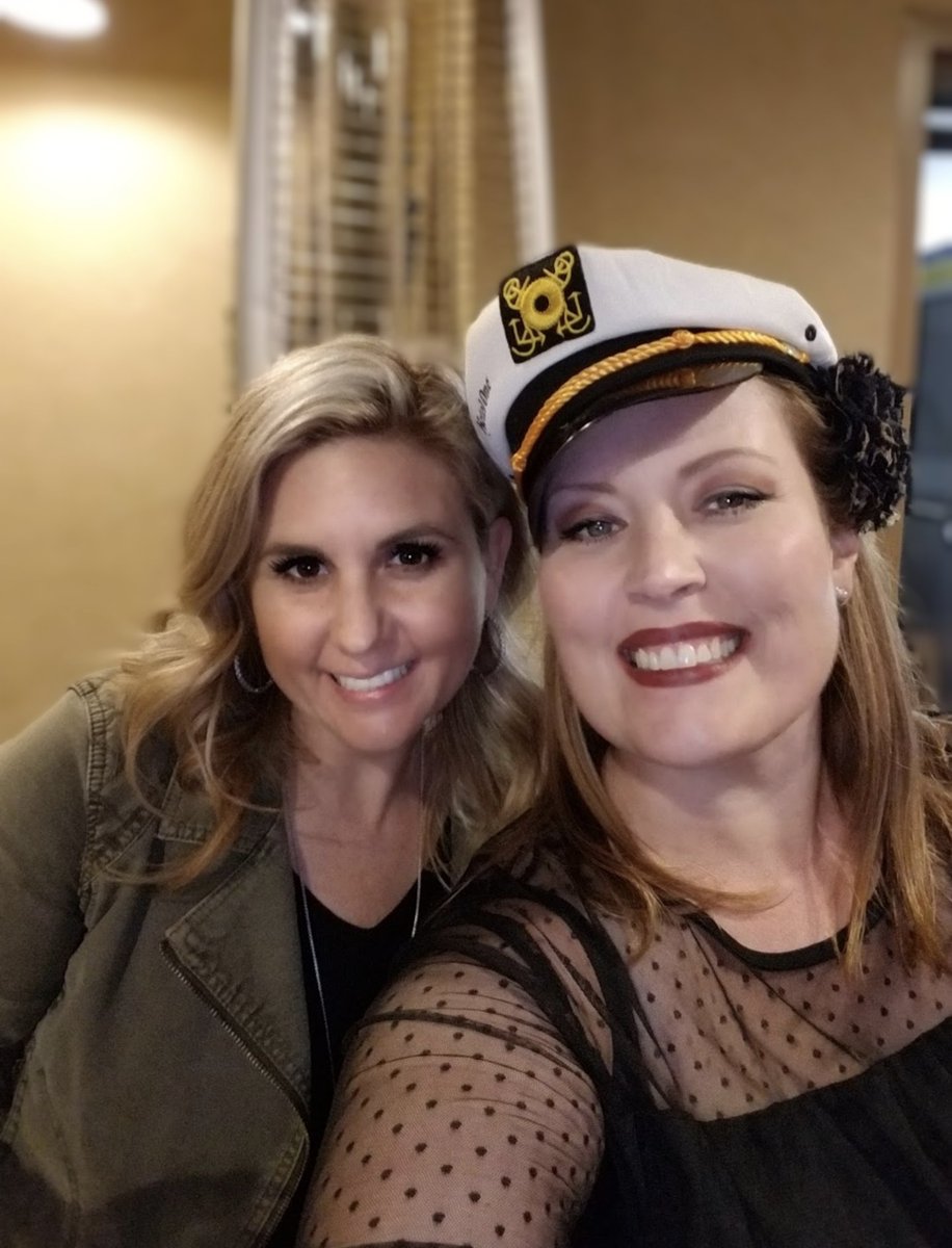 RondaRory's tweet photo. @Dai4u13 Did you know I met, Brandi? In March 2018 for Wendy's bday we went to see #YachtyByNature at this rooftop bar in Anaheim. Yep...ran into her in the bathroom. LoL https://t.co/MC1ijN4i2f