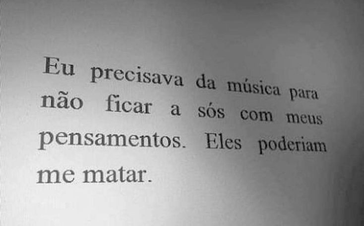 SraQuebrada's tweet photo. O final sempre vai ser vc e seu fone, ouvindo músicas tristes como uma solitária. https://t.co/oRqwQPwRPG