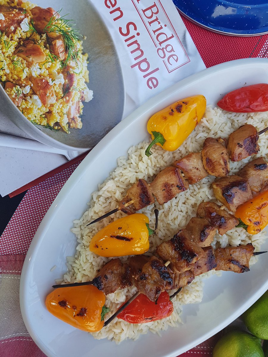 ERiscooking's tweet photo. Fun day grilling up skewers @CTVKitchener This yummy pork version from @thebestofbridge #kitchensimple is super tasty and perfect with rice! #FathersDay https://t.co/KIc4yhV3sa