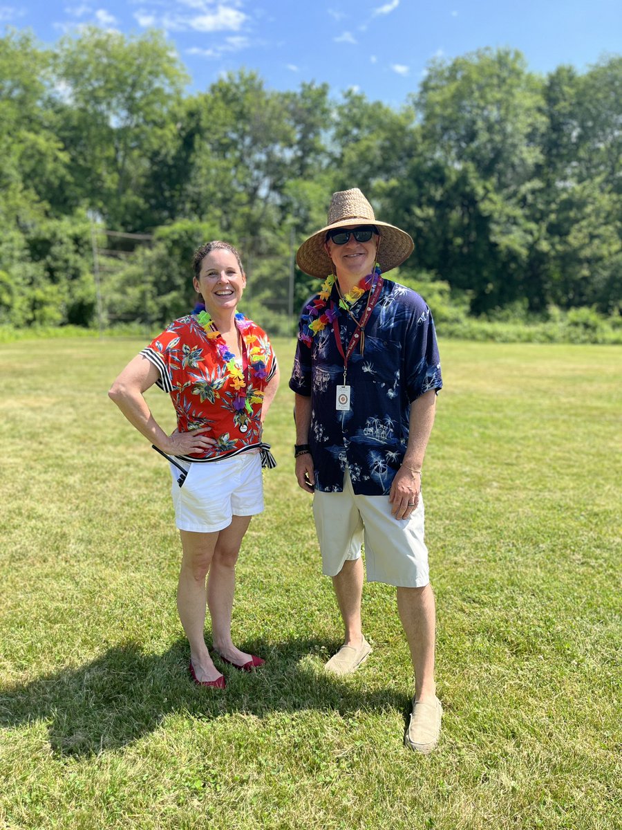 Betsy Dolan tweet media