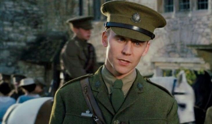 bestoftwh's tweet photo. Tom Hiddleston - War Horse. https://t.co/GRJi3JkMW6