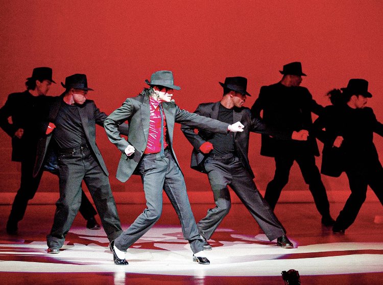 YouRockMyWorrld's tweet photo. Pick a choreography! https://t.co/mc79fjKPR7