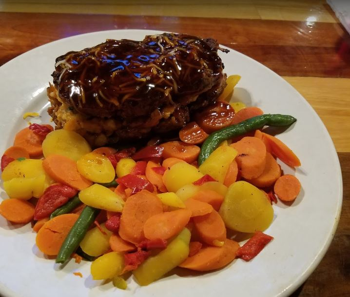 WilliamstonPub's tweet photo. Indulge your colorful palate! 😍✔
.
*Dine-In/Carry-Out*
Call: 517-992-5060
.
.
#WilliamstonMI #WilliamstonPub #WilliamstonEats #LocalEats https://t.co/580uObwMkX