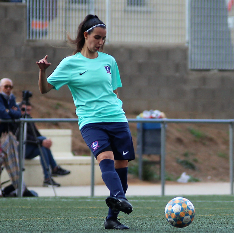 JordiRomagosa's tweet photo. MARIA RAMOS
Quan està de central a #WSPro, es nota que passaran coses bones des d'allà darrera. Clara com l'aigua i directe com una bala, com m'agraden les persones. Ha disputat 25 partits (24 com a titular), marcant 2 gols.
#futfem https://t.co/ss9bSYmyT5