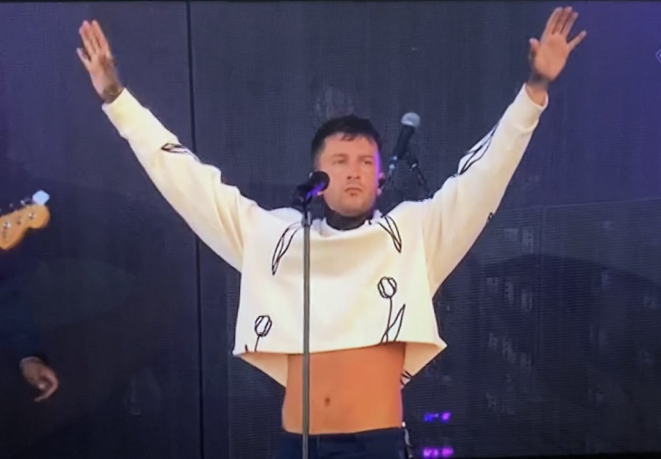 tylersadore's tweet photo. CROP TOP TYLER AT PINKPOP FESTIVAL A THREAD https://t.co/2mLTNOPMRs