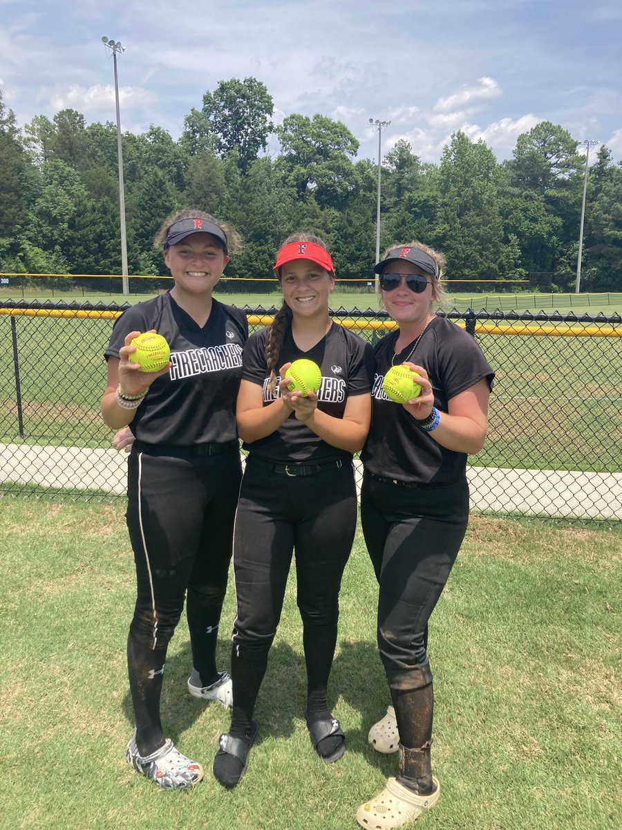 Firecrackers Medina/Miller tweet media